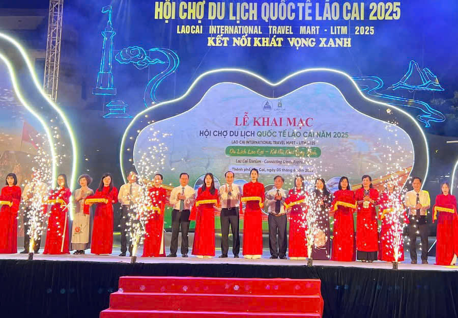 Lai Châu tham gia 2 gian hàng tại Hội chợ Du lịch Quốc tế Lào Cai năm 2025